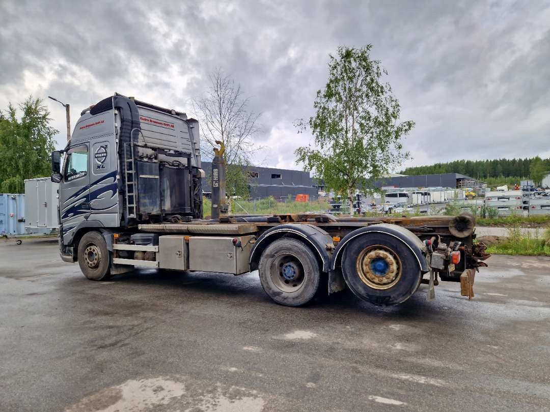 Volvo FH6X2-Krokbil med hydraulisk brøyteutstyr - Multibasculante camión: foto 2 Volvo FH6X2-Krokbil med hydraulisk brøyteutstyr - Multibasculante camión: foto 2