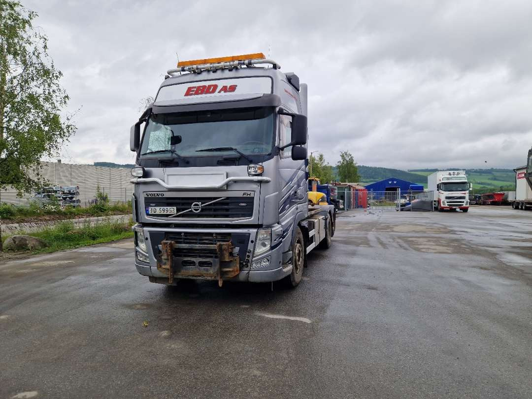Volvo FH6X2-Krokbil med hydraulisk brøyteutstyr - Multibasculante camión: foto 5 Volvo FH6X2-Krokbil med hydraulisk brøyteutstyr - Multibasculante camión: foto 5