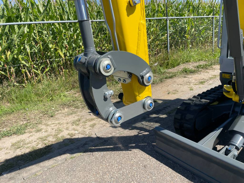Miniexcavadora WACKER NEUSON ET24: foto 7