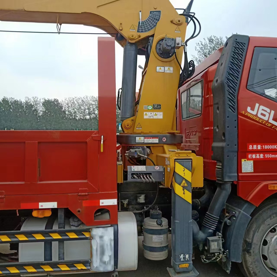 FAW - Grúa: foto 3 FAW - Grúa: foto 3