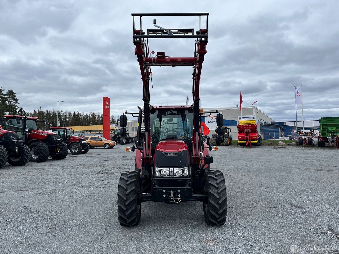 Case IH Farmall 75A kuormaajalla, 2025, rekisteröitävissä, Nähtävillä Okrassa, Hämeenlinna - Maquinaria agrícola: foto 3 Case IH Farmall 75A kuormaajalla, 2025, rekisteröitävissä, Nähtävillä Okrassa, Hämeenlinna - Maquinaria agrícola: foto 3
