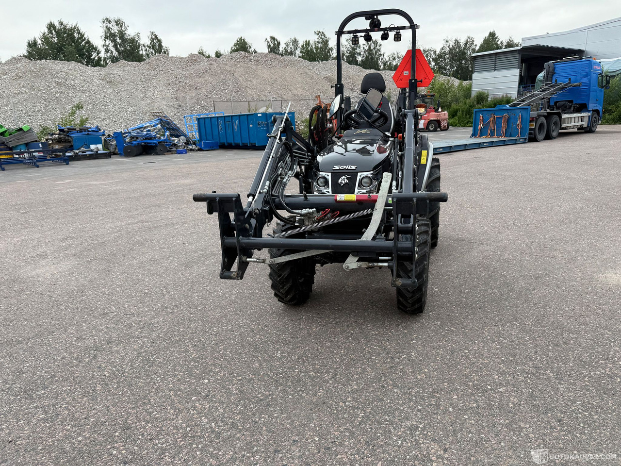 Solis 26 4wd 9+9 traktori, 2024, Helsinki - Maquinaria agrícola: foto 4 Solis 26 4wd 9+9 traktori, 2024, Helsinki - Maquinaria agrícola: foto 4