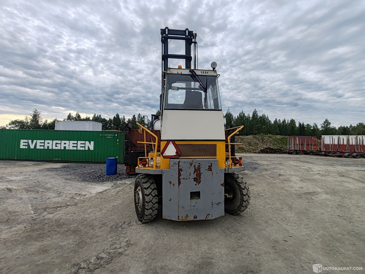 Valmet TD5ECR kontinkäsittelytrukki, 1993, Huittinen - Maquinaria de construcción: foto 5 Valmet TD5ECR kontinkäsittelytrukki, 1993, Huittinen - Maquinaria de construcción: foto 5