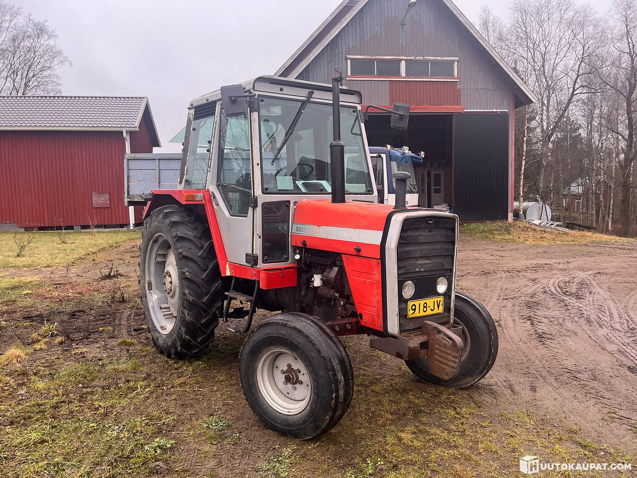 Massey Ferguson 675, tractor, 6,500 h, 1983, Hämeenlinna - Tractor: foto 2 Massey Ferguson 675, tractor, 6,500 h, 1983, Hämeenlinna - Tractor: foto 2