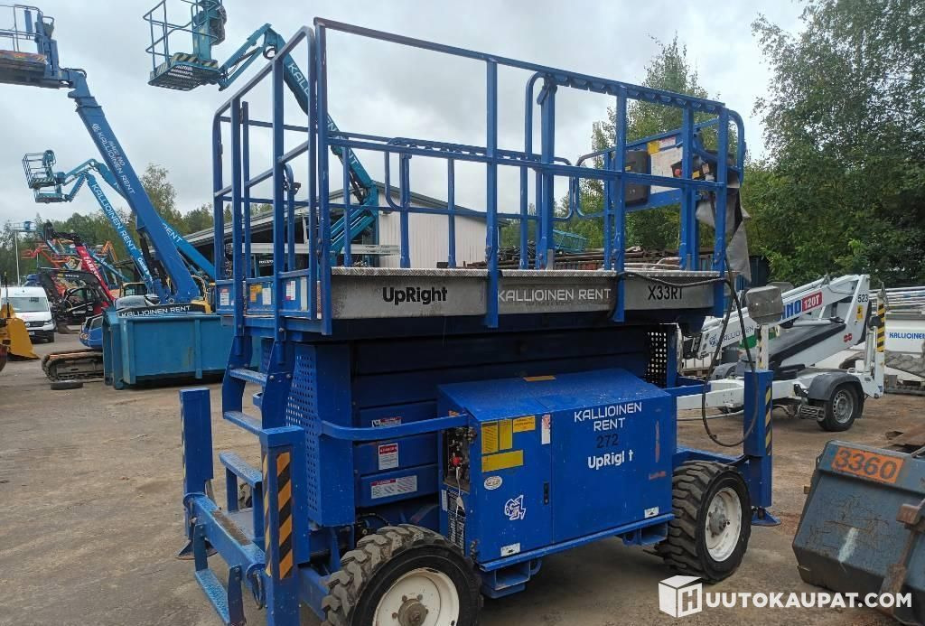 Upright X33RT, 2008, scissor lift, 1,510 h, Hyvinkää - Plataforma de tijeras: foto 1 Upright X33RT, 2008, scissor lift, 1,510 h, Hyvinkää - Plataforma de tijeras: foto 1
