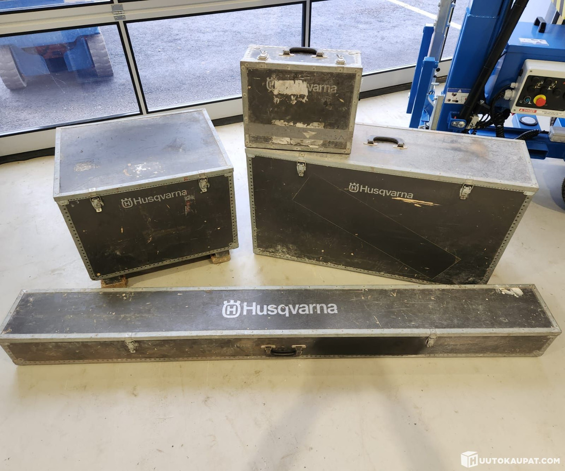 Wall saw Husqvarna WS 440 HF, Muurame, Muurame - Equipo de construcción: foto 1 Wall saw Husqvarna WS 440 HF, Muurame, Muurame - Equipo de construcción: foto 1