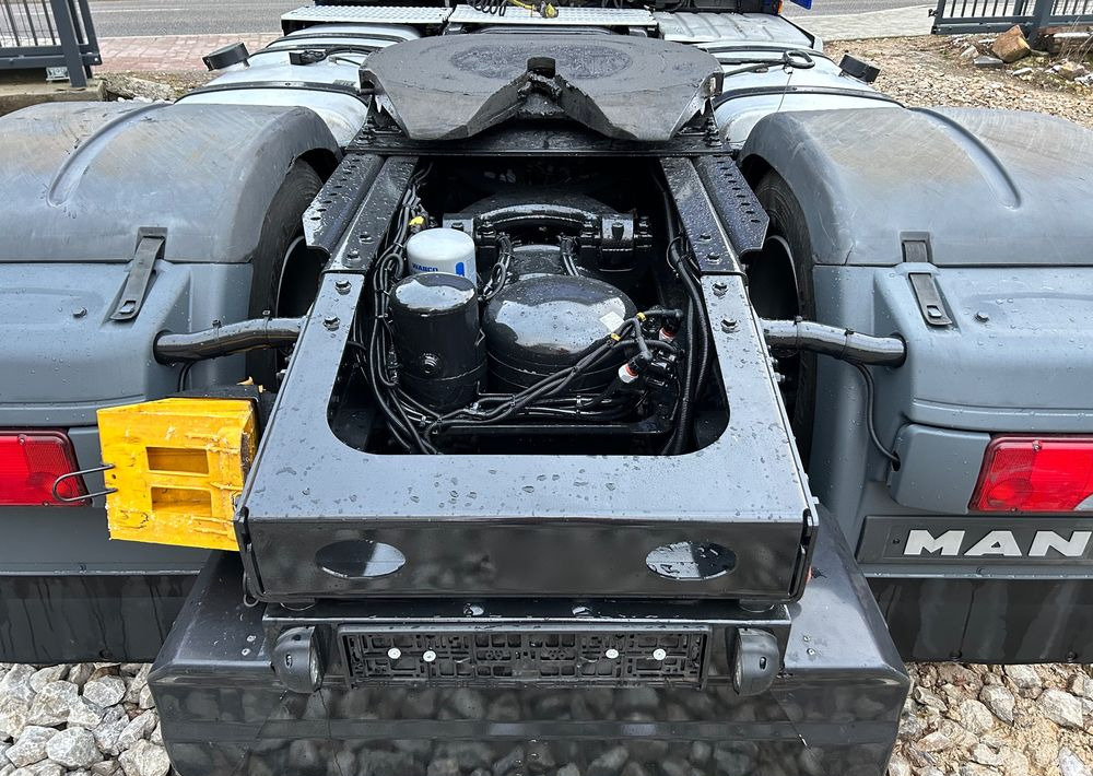 MAN TGS 18.440 NAUKA JAZDY ELKA AUTOMAT 4x2 STANDARD 315/70r22.5 SUPER STAN TGX 470 460 420 430 500 510 400 360 410 - Cabeza tractora: foto 5 MAN TGS 18.440 NAUKA JAZDY ELKA AUTOMAT 4x2 STANDARD 315/70r22.5 SUPER STAN TGX 470 460 420 430 500 510 400 360 410 - Cabeza tractora: foto 5