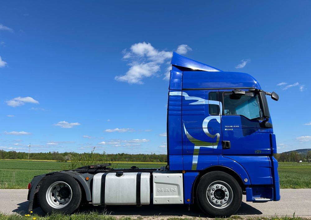 MAN TGX 18.440 SUPER STAN !! Po gruntownym serwisie OKAZJA STANDARD TOP TOP TOP - Cabeza tractora: foto 5 MAN TGX 18.440 SUPER STAN !! Po gruntownym serwisie OKAZJA STANDARD TOP TOP TOP - Cabeza tractora: foto 5