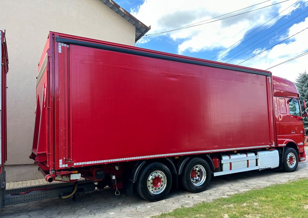 DAF XF 510 NAPOJÓWKA z Niemiec Retarder TOP ALUFELGI / FULL OPCJA / super space 106.510 106.460 480 530 najlepszy motor 6x2 26.510 26.460 - Camión lona: foto 5 DAF XF 510 NAPOJÓWKA z Niemiec Retarder TOP ALUFELGI / FULL OPCJA / super space 106.510 106.460 480 530 najlepszy motor 6x2 26.510 26.460 - Camión lona: foto 5