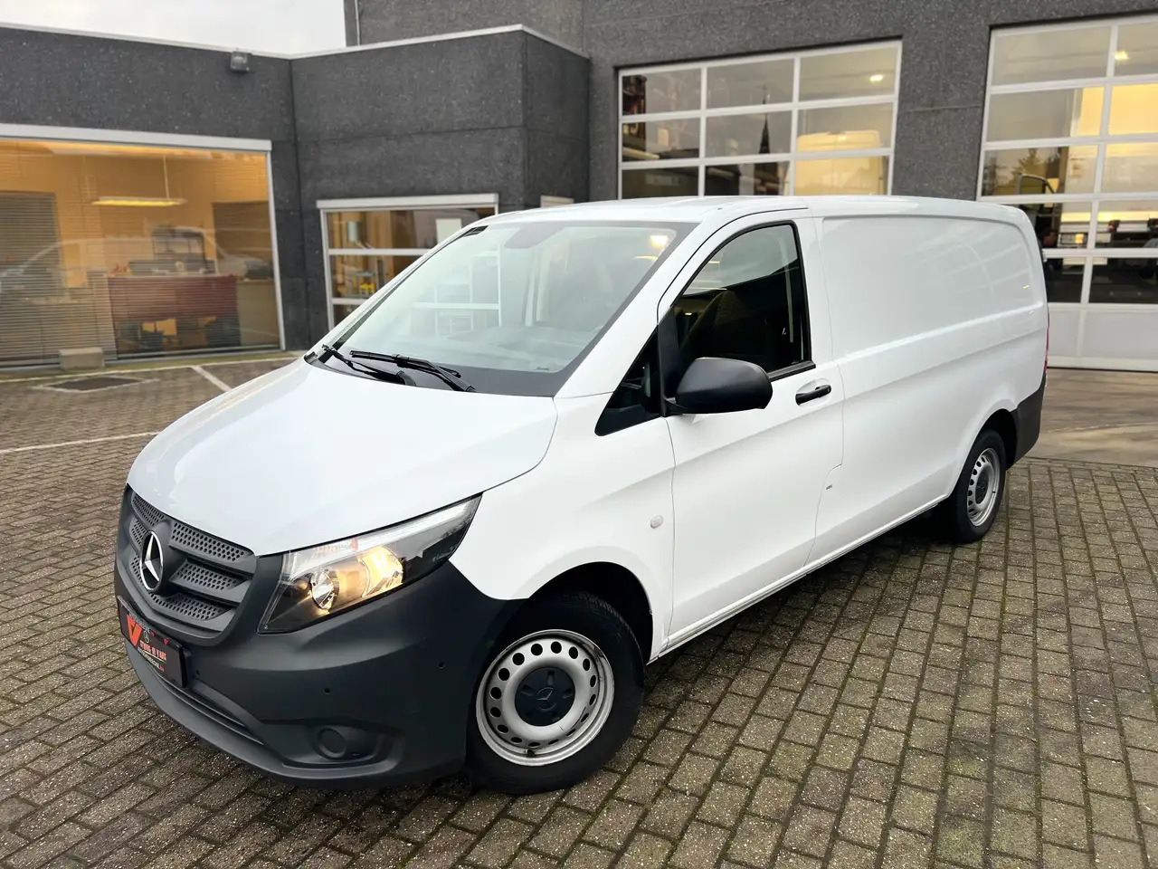 Mercedes-Benz Vito 114 PERFECT TOOL A2/L2 (28.900ex.) Camera|AUDIO40 - Furgón: foto 2 Mercedes-Benz Vito 114 PERFECT TOOL A2/L2 (28.900ex.) Camera|AUDIO40 - Furgón: foto 2