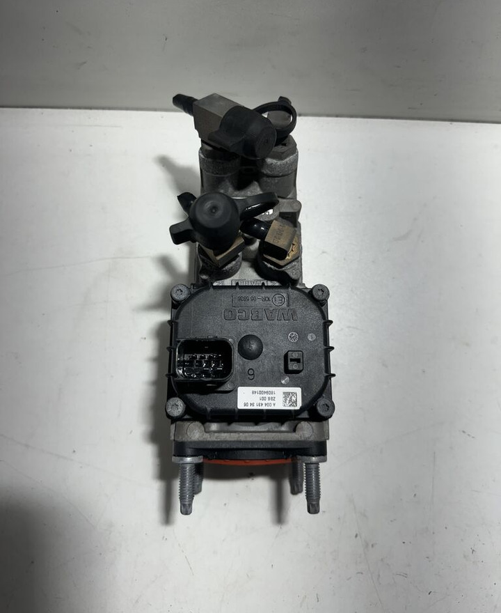 Mercedes-Benz ATEGO ANTOS AROCS A0044313406 - Válvula de freno para Camión: foto 1 Mercedes-Benz ATEGO ANTOS AROCS A0044313406 - Válvula de freno para Camión: foto 1