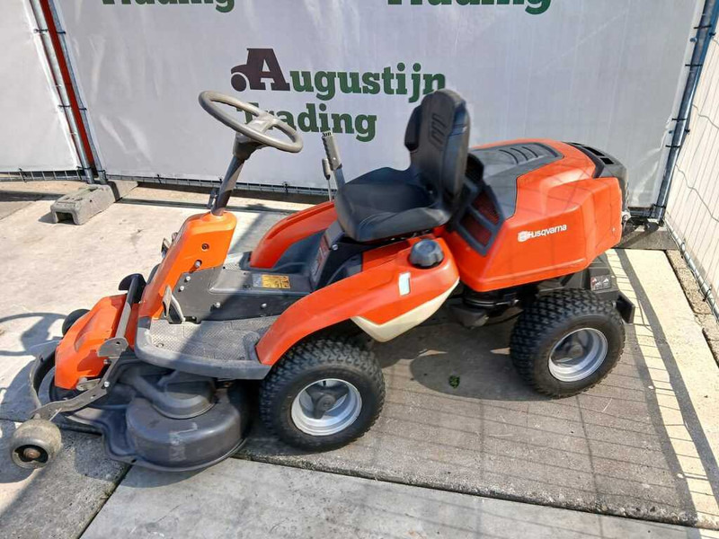 Husqvarna R 214C - Cortacésped: foto 1 Husqvarna R 214C - Cortacésped: foto 1