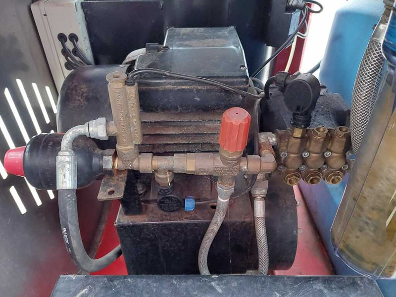 Meclean Serie C - Hidrolimpiadora: foto 3 Meclean Serie C - Hidrolimpiadora: foto 3