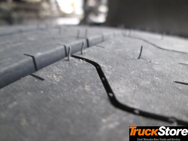 Cabeza tractora Mercedes-Benz Actros 1845 LS: foto 6