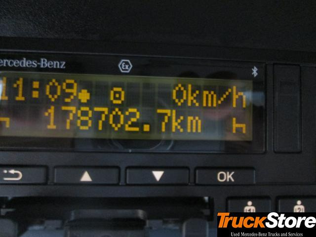 Mercedes-Benz Actros 1845 LS nRL - Cabeza tractora: foto 5 Mercedes-Benz Actros 1845 LS nRL - Cabeza tractora: foto 5