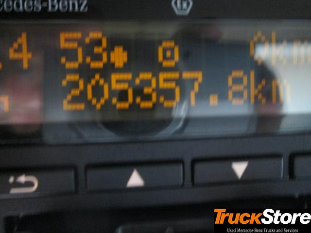 Mercedes-Benz Actros 1845 LS nRL - Cabeza tractora: foto 2 Mercedes-Benz Actros 1845 LS nRL - Cabeza tractora: foto 2