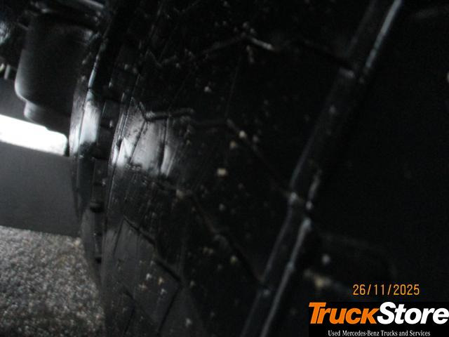 Mercedes-Benz Actros 1845 LS nRL - Cabeza tractora: foto 5 Mercedes-Benz Actros 1845 LS nRL - Cabeza tractora: foto 5