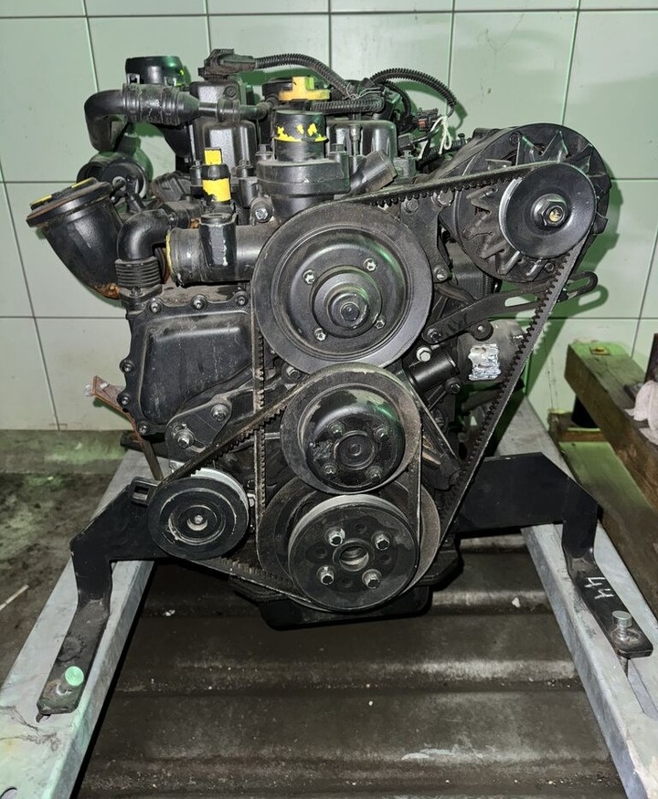 Deutz TCD 2.9 L4 Deutz 2.9 TCD L4 - Motor para Excavadora: foto 1 Deutz TCD 2.9 L4 Deutz 2.9 TCD L4 - Motor para Excavadora: foto 1
