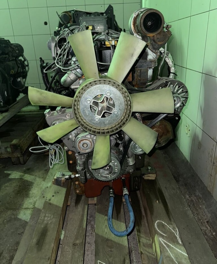 Deutz TCD 2.9 L4 - Motor para Excavadora: foto 1 Deutz TCD 2.9 L4 - Motor para Excavadora: foto 1