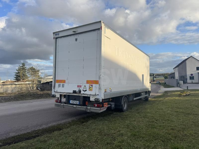 Camión caja cerrada DAF LF 210 FA: foto 6