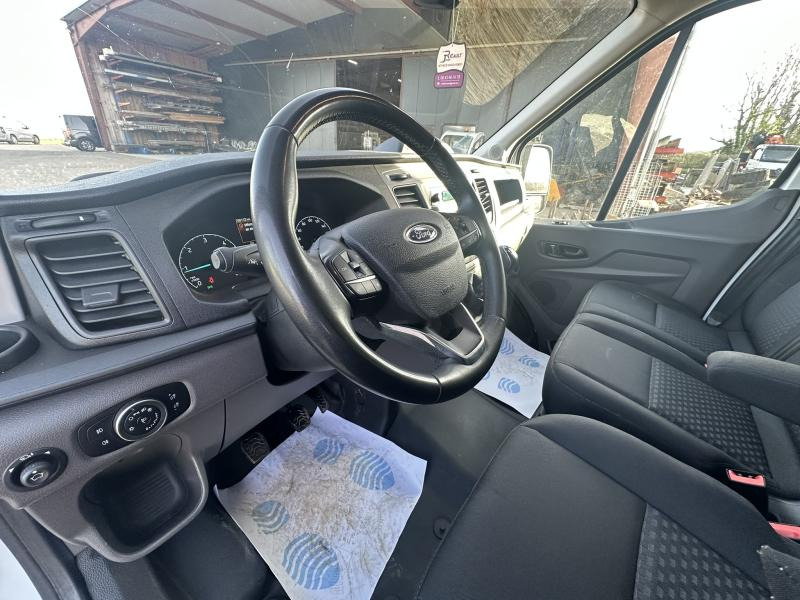 Leasing financiero de Ford Transit 2.0 TDCi leasing Ford Transit 2.0 TDCi: foto 10