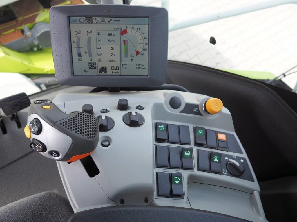 Cosechadora de forraje Claas Jaguar 950 4x4 + Orbis 750: foto 8 Cosechadora de forraje Claas Jaguar 950 4x4 + Orbis 750: foto 8