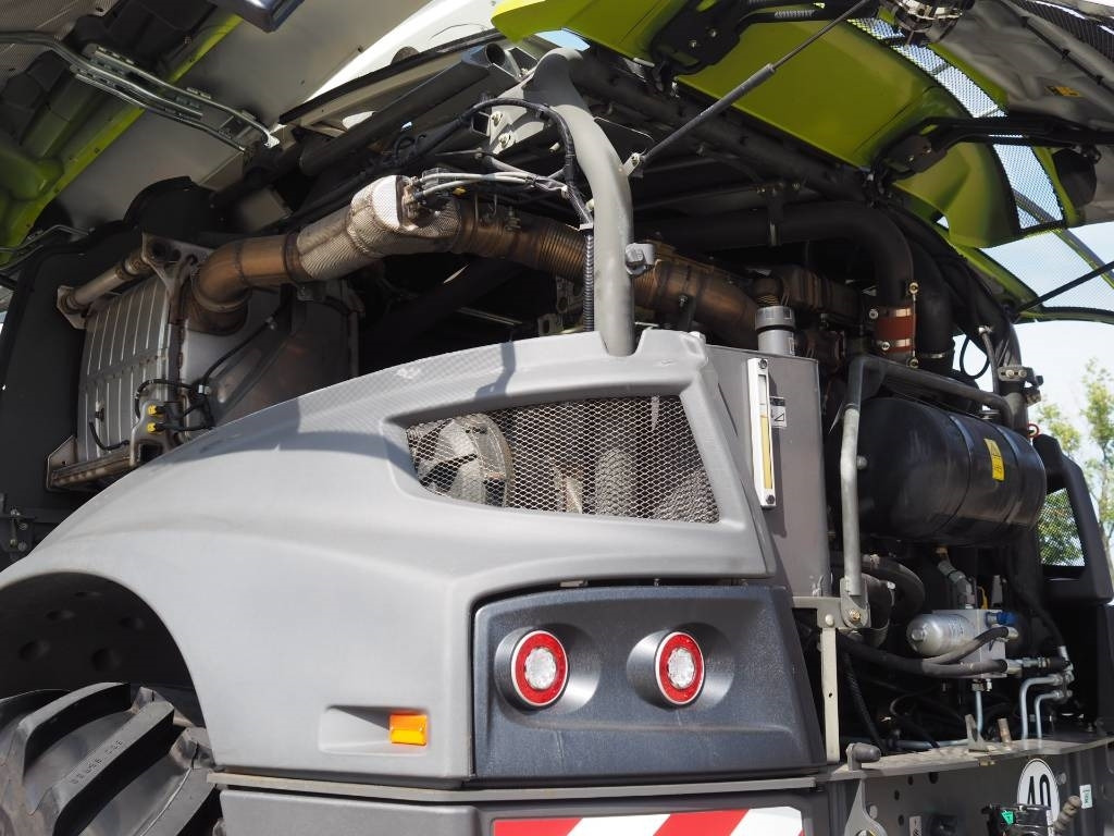 Cosechadora de forraje Claas Jaguar 950 4x4 + Orbis 750: foto 10 Cosechadora de forraje Claas Jaguar 950 4x4 + Orbis 750: foto 10