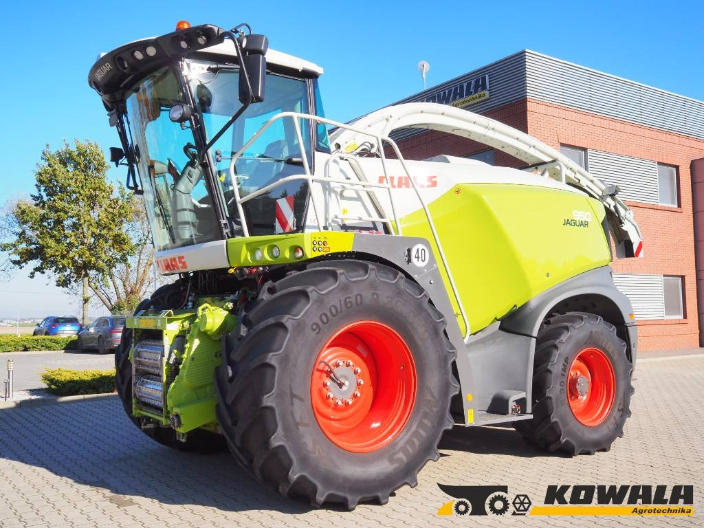 Claas Jaguar 950 4x4 - Cosechadora de forraje: foto 1 Claas Jaguar 950 4x4 - Cosechadora de forraje: foto 1
