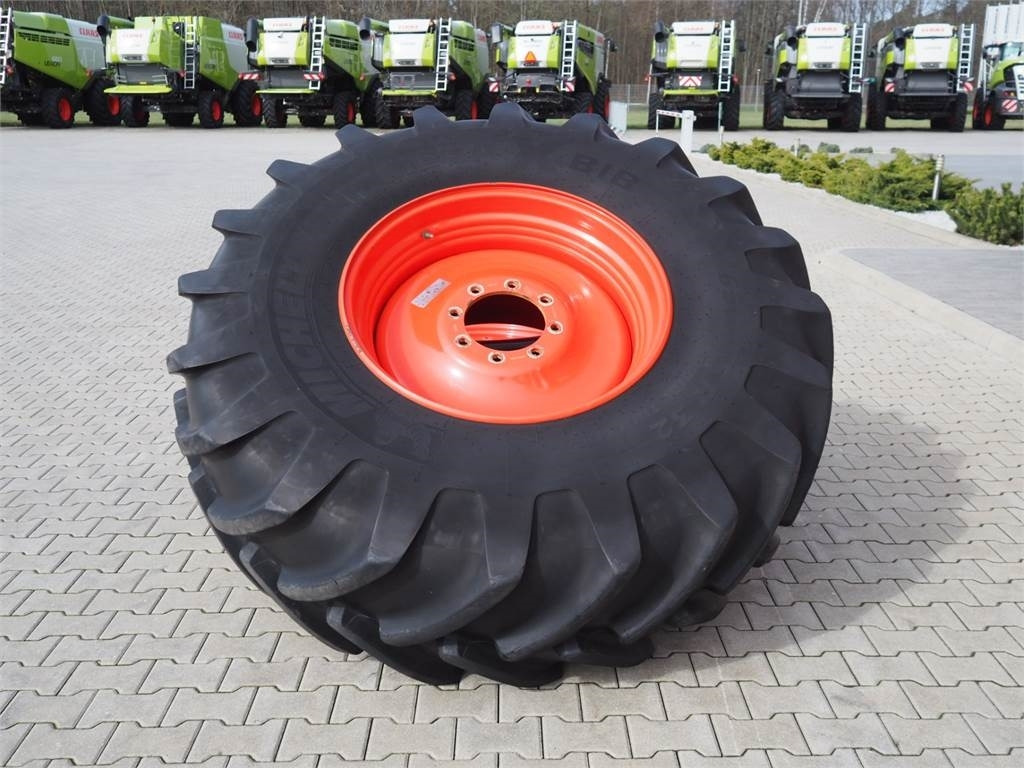 Claas Koła rolnicze 650/75 R32 - Claas - Maquinaria de henificación: foto 4 Claas Koła rolnicze 650/75 R32 - Claas - Maquinaria de henificación: foto 4