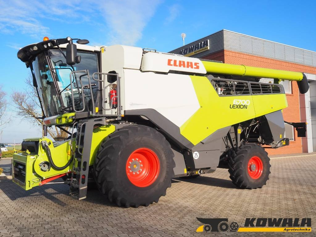 Claas Lexion 6700 + V930 - Cosechadora de granos: foto 1 Claas Lexion 6700 + V930 - Cosechadora de granos: foto 1