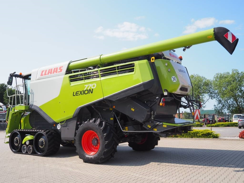 Claas Lexion 770TT + V1050 - Cosechadora de granos: foto 2 Claas Lexion 770TT + V1050 - Cosechadora de granos: foto 2