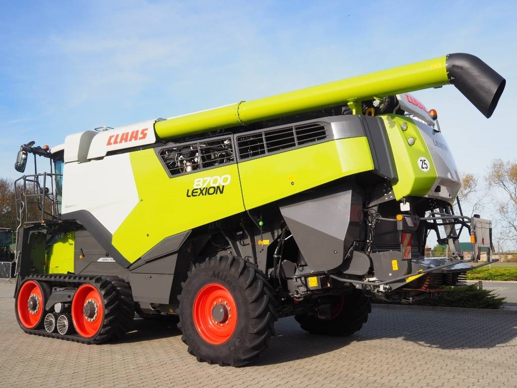 Claas Lexion 8700TT + V1080 2-stage threshing drum drive  - Cosechadora de granos: foto 2 Claas Lexion 8700TT + V1080 2-stage threshing drum drive  - Cosechadora de granos: foto 2