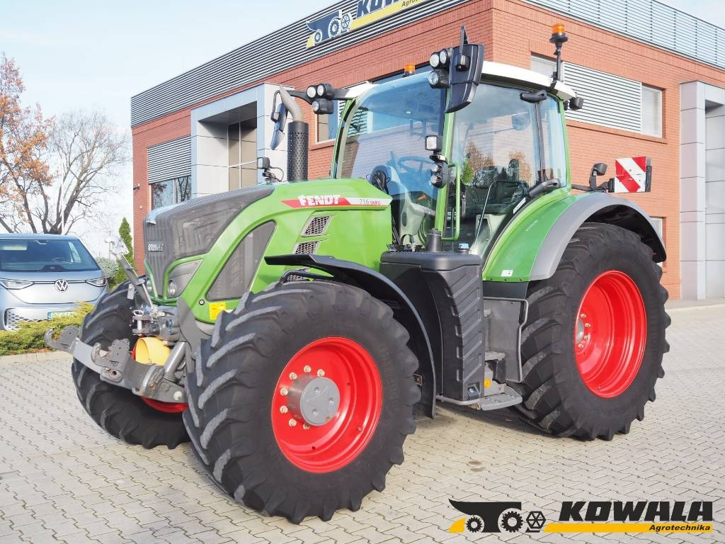 Fendt 716 Vario Gen6 Power+, GPS - Tractor: foto 1 Fendt 716 Vario Gen6 Power+, GPS - Tractor: foto 1