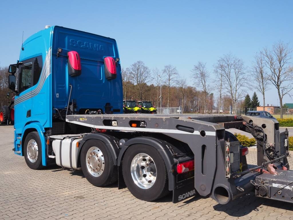 Scania R500 6x2/4 + Recker SANR-38 - Camión forestal: foto 3 Scania R500 6x2/4 + Recker SANR-38 - Camión forestal: foto 3