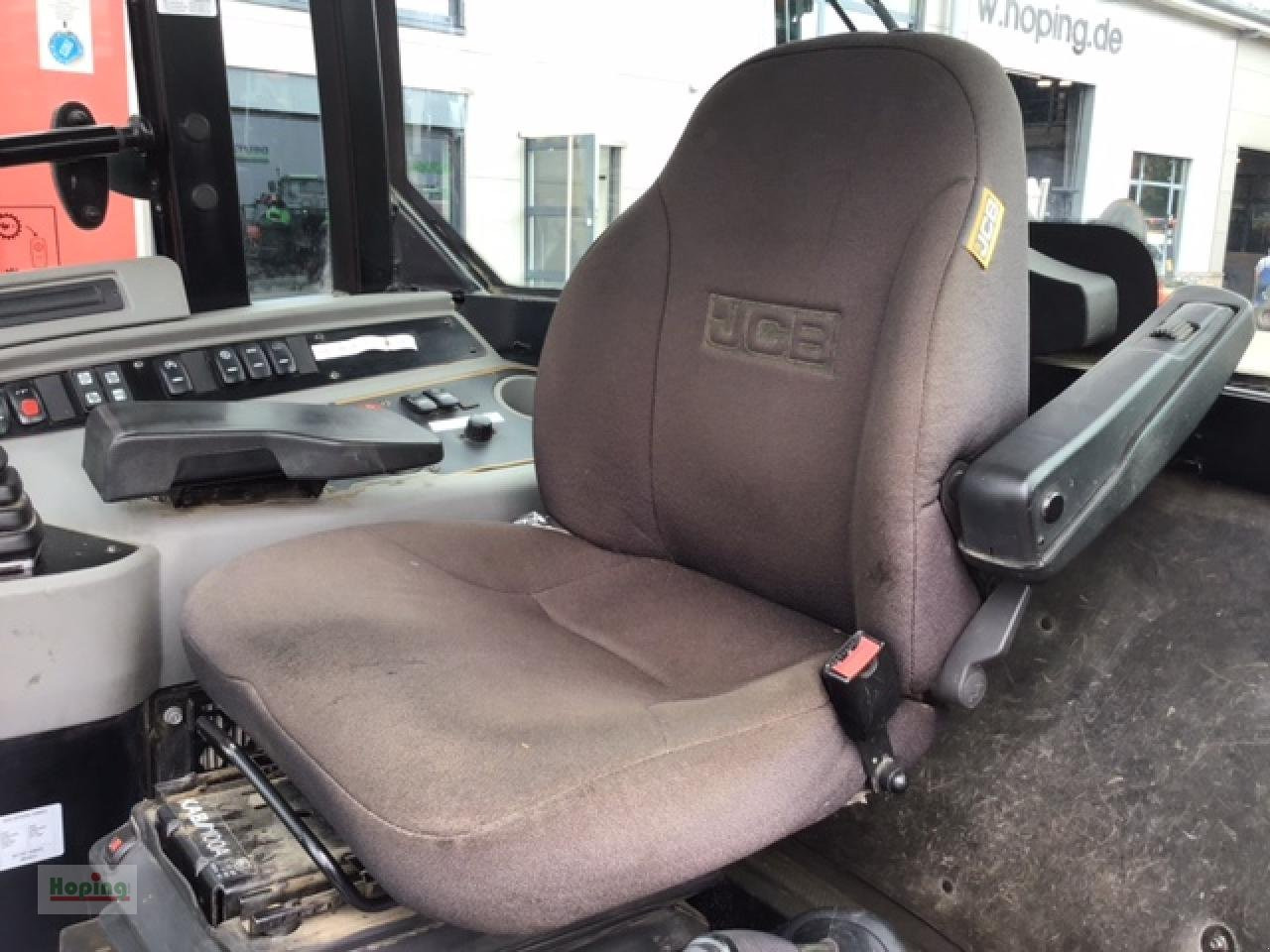 Cargadora de ruedas JCB TM 220: foto 8