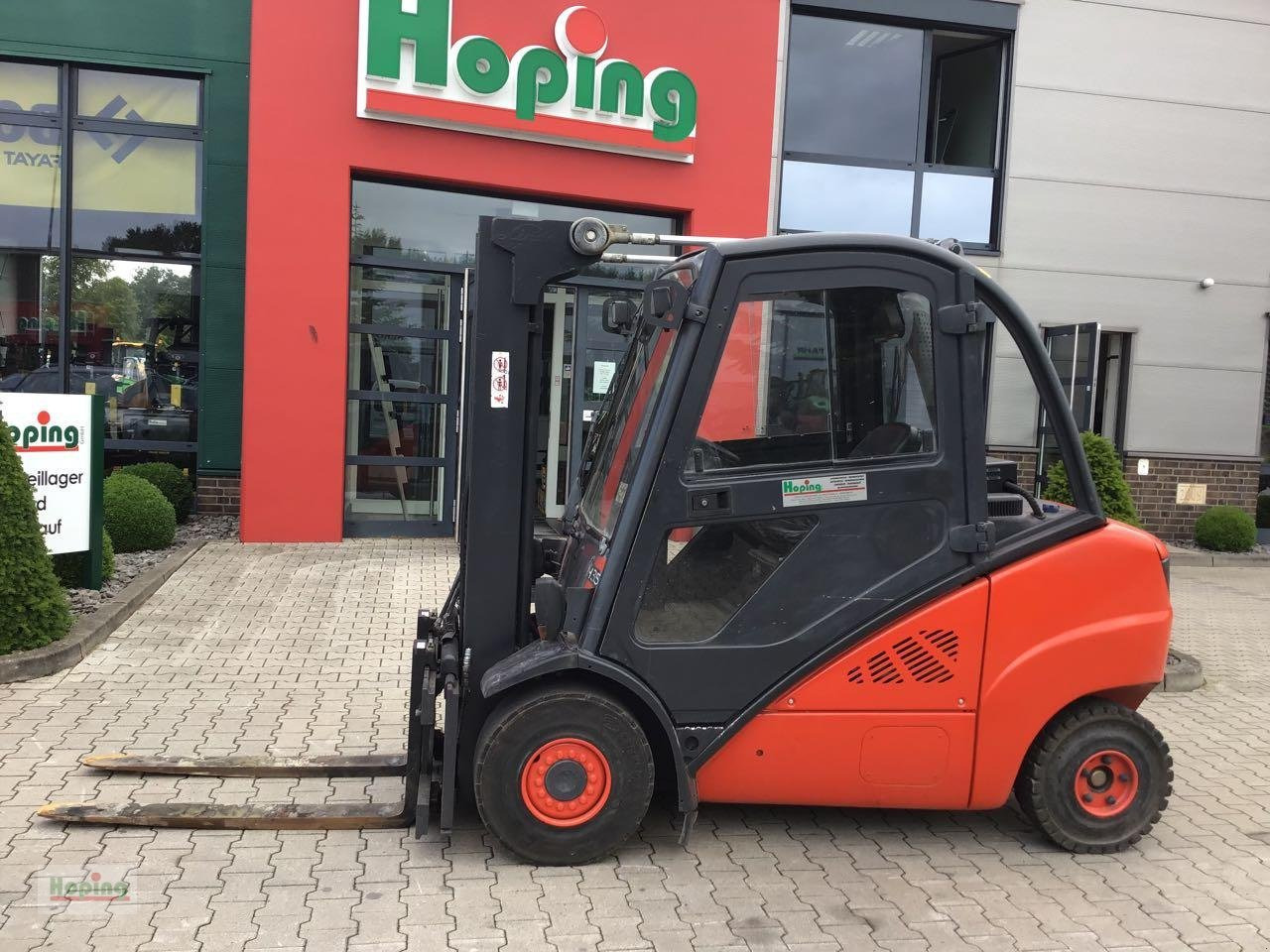 Linde H35D-01 - Carretilla elevadora diésel: foto 1 Linde H35D-01 - Carretilla elevadora diésel: foto 1