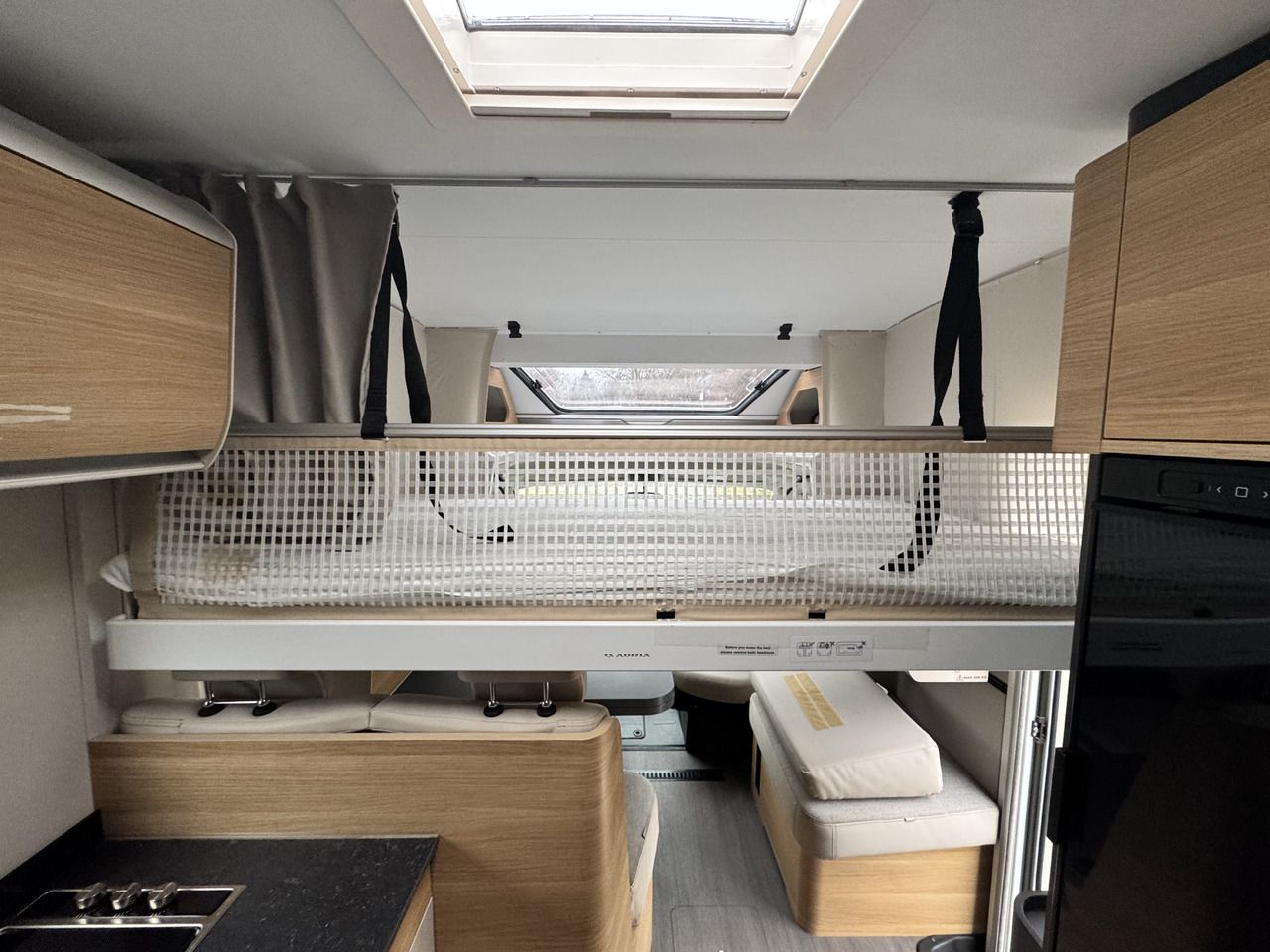 Autocaravana Adria Matrix M 670 SL: foto 20 Autocaravana Adria Matrix M 670 SL: foto 20