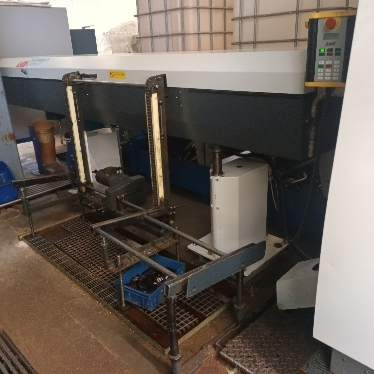 Tornio Cnc a due torrette Gildemeister TWIN 90 - Máquina para metal: foto 4 Tornio Cnc a due torrette Gildemeister TWIN 90 - Máquina para metal: foto 4