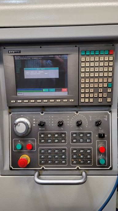 Tornio a controllo numerico Chiah Chyun-Müller KBS-2532M - Máquina para metal: foto 5 Tornio a controllo numerico Chiah Chyun-Müller KBS-2532M - Máquina para metal: foto 5