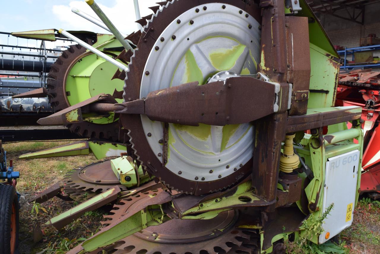 CLAAS RU 600 - Cabezal de maíz: foto 1 CLAAS RU 600 - Cabezal de maíz: foto 1