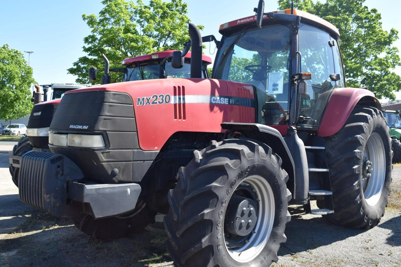 Case-IH MX 230 Magnum - Tractor: foto 1 Case-IH MX 230 Magnum - Tractor: foto 1