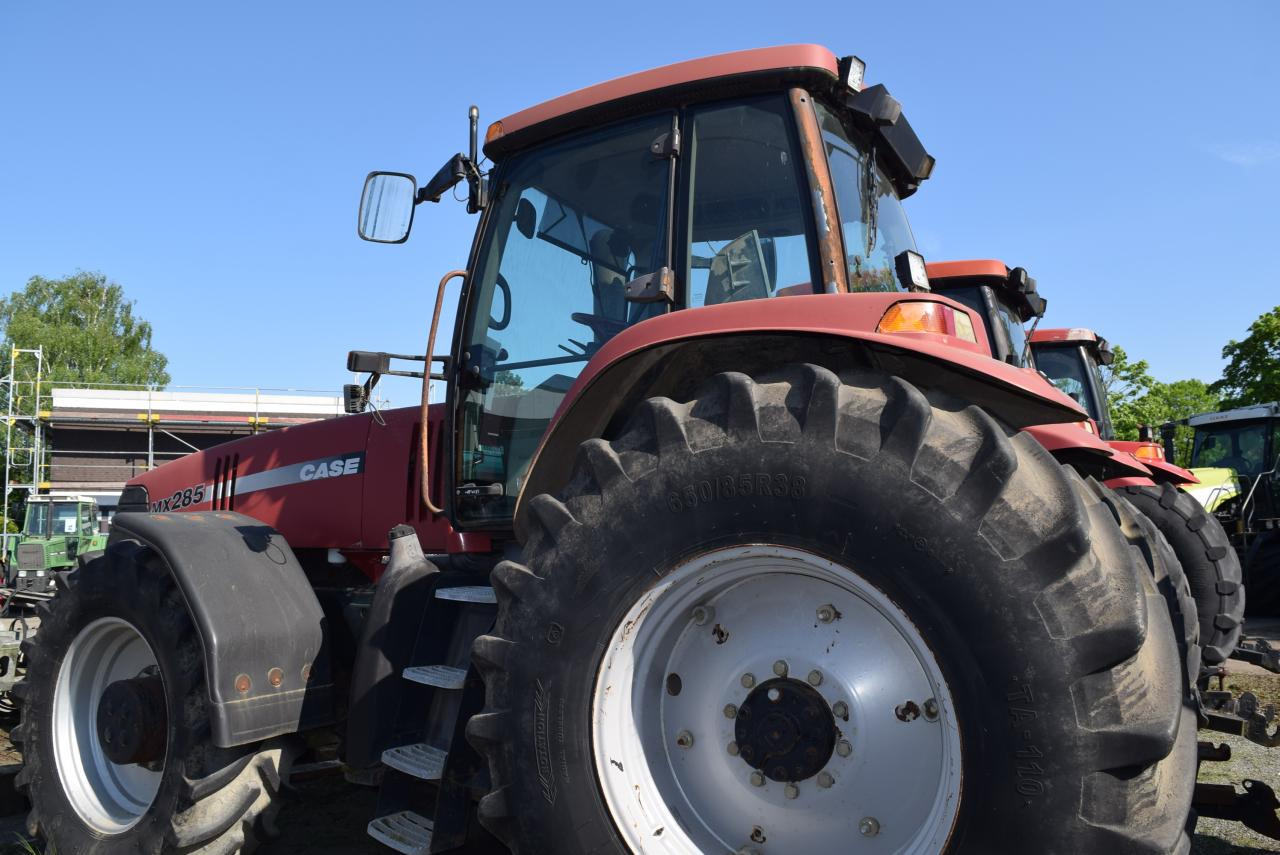 Case-IH MX 230 Magnum - Tractor: foto 4 Case-IH MX 230 Magnum - Tractor: foto 4
