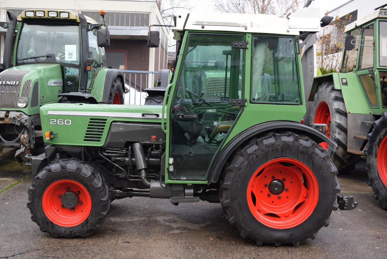 Fendt 260 V - Tractor zancudo: foto 2 Fendt 260 V - Tractor zancudo: foto 2