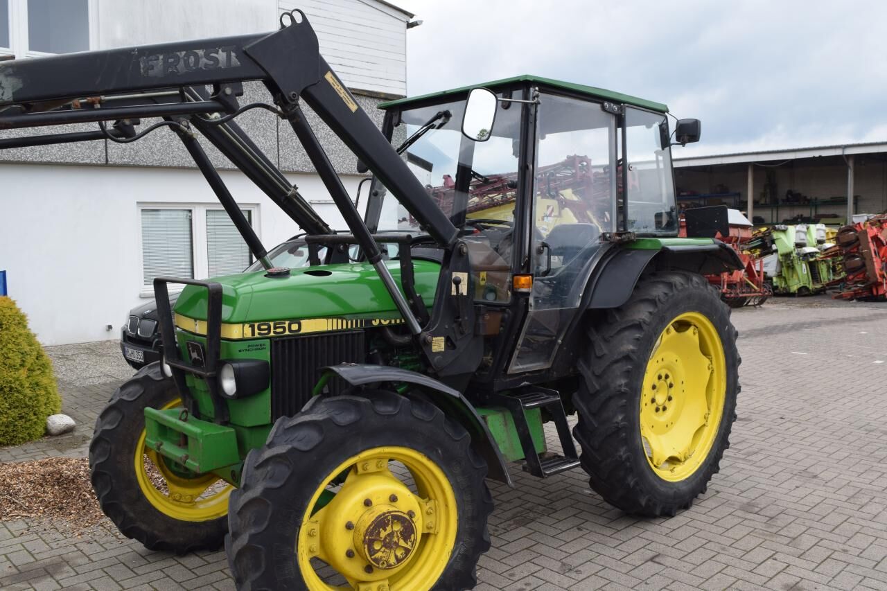John Deere 1950 - Tractor: foto 2 John Deere 1950 - Tractor: foto 2
