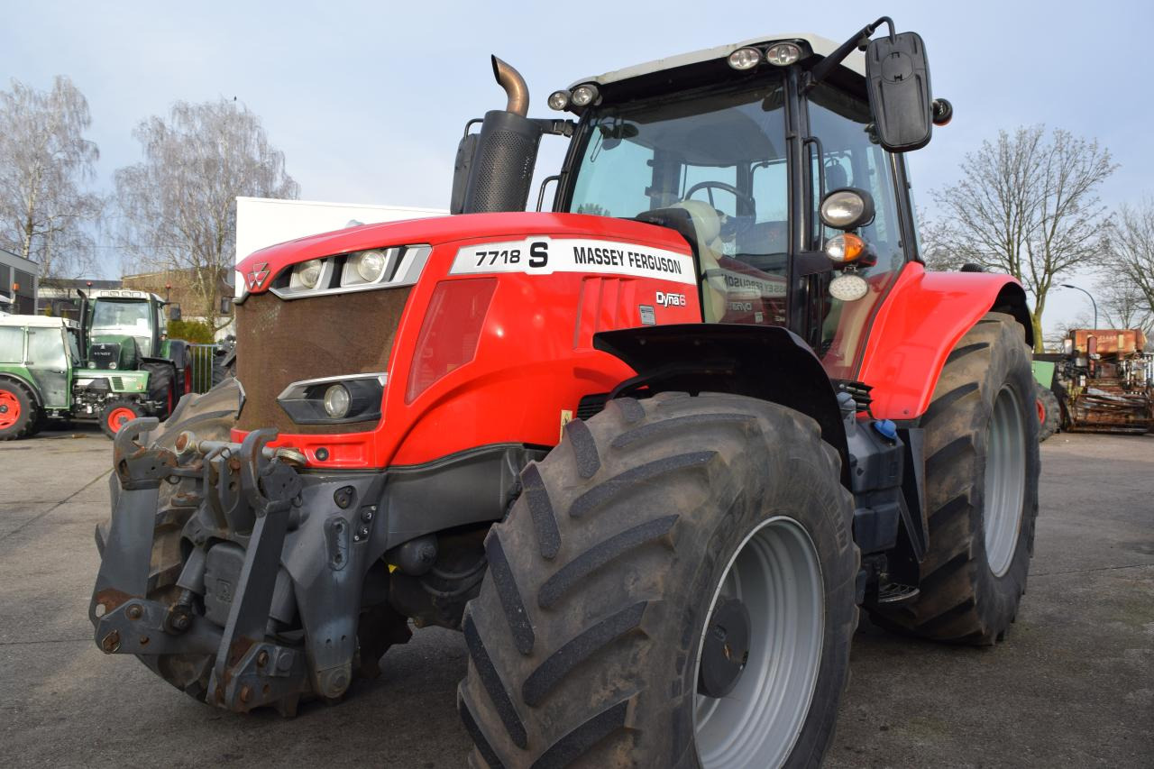 Massey Ferguson MF 7718 S - Tractor: foto 2 Massey Ferguson MF 7718 S - Tractor: foto 2