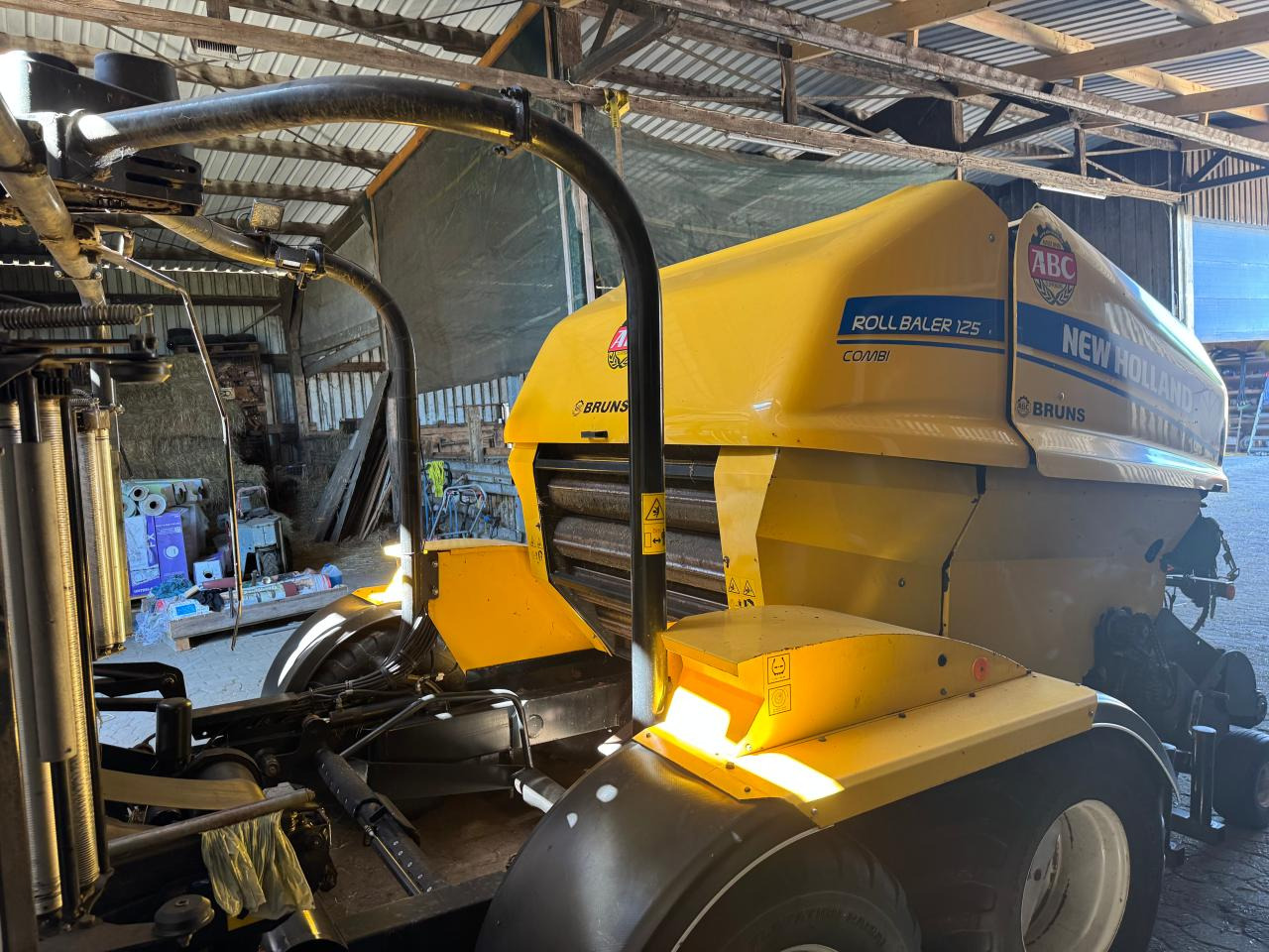 New Holland Rooll Baler 125 Combi - Rotoempacadora: foto 5 New Holland Rooll Baler 125 Combi - Rotoempacadora: foto 5