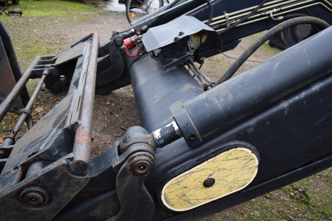 Stoll Robust F71 - Cargador frontal para tractor: foto 4 Stoll Robust F71 - Cargador frontal para tractor: foto 4