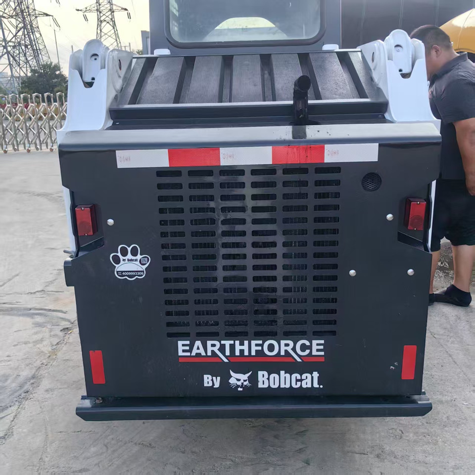 BOBCAT S160 - Minicargadora: foto 3 BOBCAT S160 - Minicargadora: foto 3