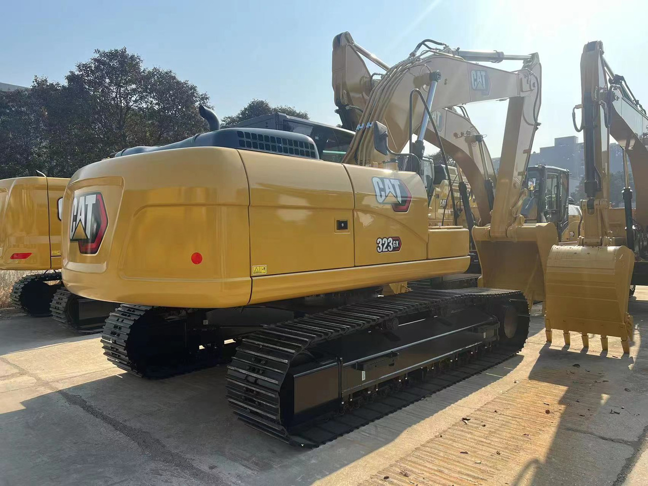 CAT 323GX - Excavadora de cadenas: foto 1 CAT 323GX - Excavadora de cadenas: foto 1
