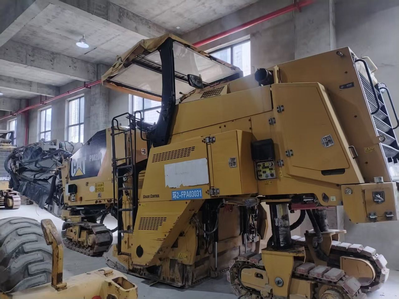 CAT PM-200 - Fresadora: foto 1 CAT PM-200 - Fresadora: foto 1